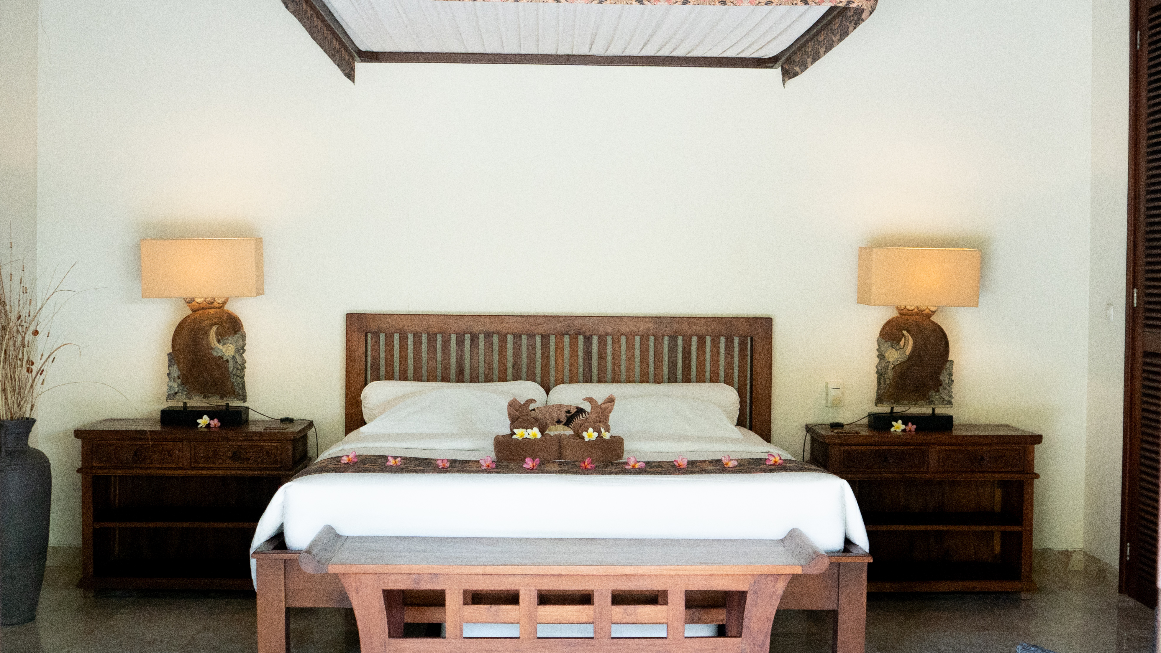 Room Gallery 3